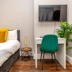 Apartment Morden Stuido Flat I Mins Away From Beach 1ep, Brighton
