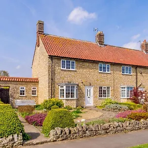 https://ivy-cottage-helmsley.yorkshirehotels.net