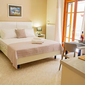 https://dina-studio-argostoli-1.kefaloniahotels.net